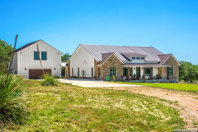 147 Gray Wolf Property Photo 2