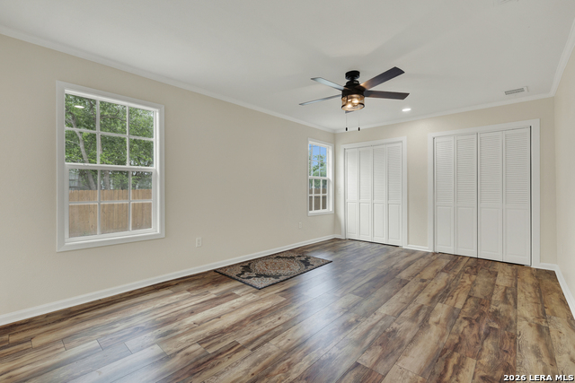 312 N Lavernia Property Photo 16