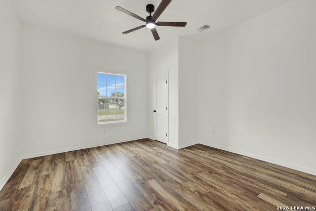 312 N Lavernia Property Photo 20