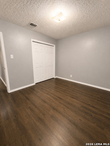 4704 Oakfield Way Property Photo 5