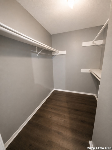 4704 Oakfield Way Property Photo 6