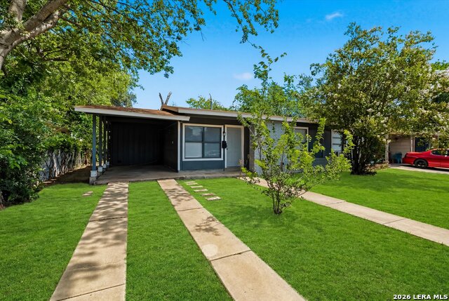 4359 Wild Oak Dr Property Photo 3