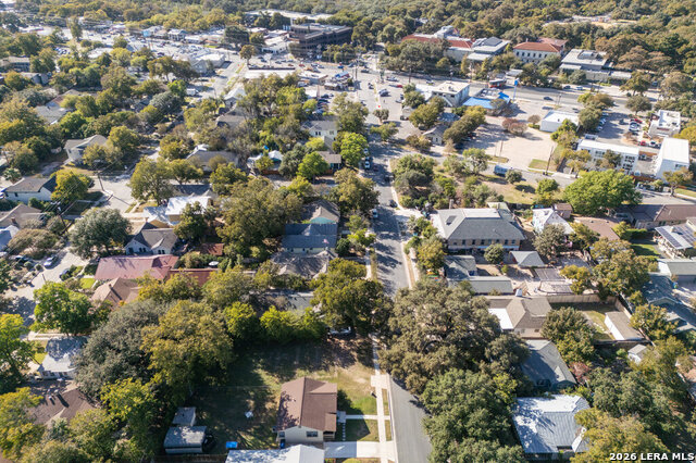 220 Pershing Ave Property Photo 15
