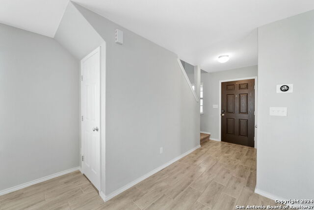 12042 Silver Lgt Property Photo 6