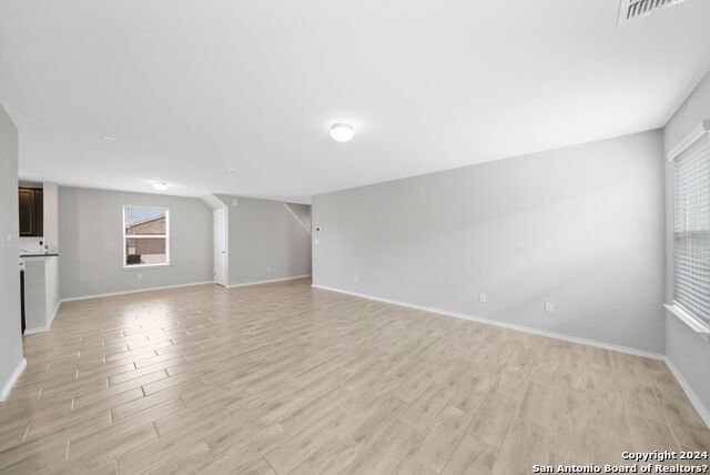 12042 Silver Lgt Property Photo 9