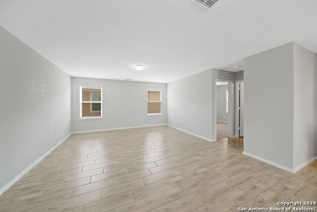 12042 Silver Lgt Property Photo 11