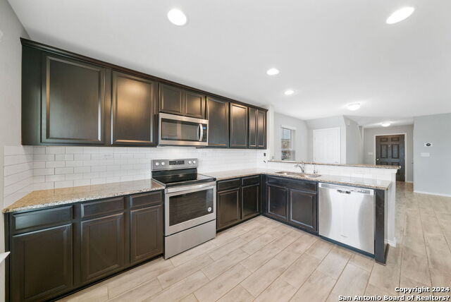 12042 Silver Lgt Property Photo 15