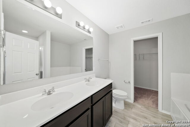 12042 Silver Lgt Property Photo 22