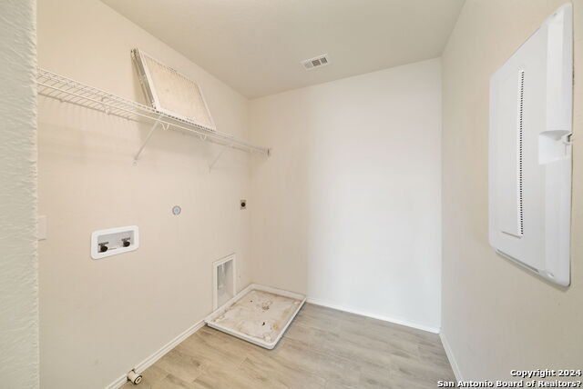 12042 Silver Lgt Property Photo 28