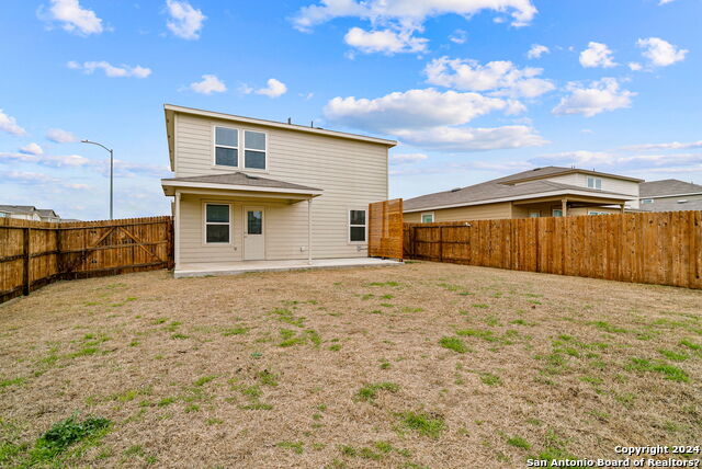 12042 Silver Lgt Property Photo 32