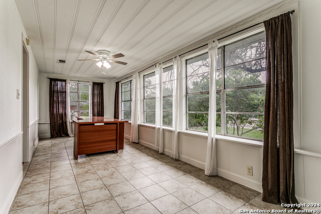 341 Tuttle Rd Property Photo 7
