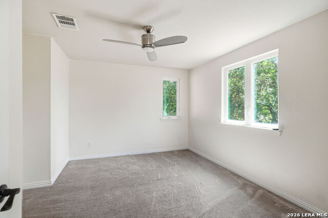 606 E Austin St Property Photo 24