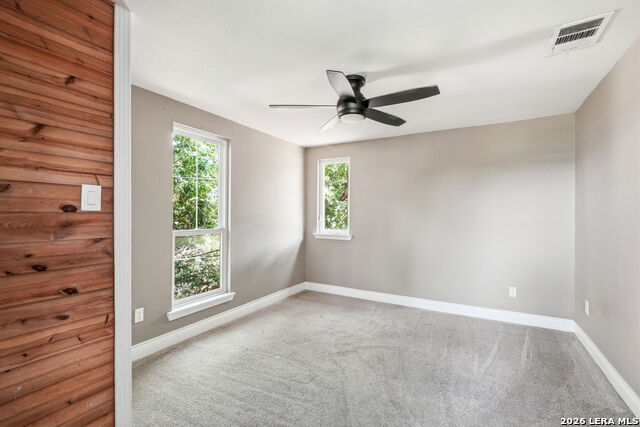 606 E Austin St Property Photo 27