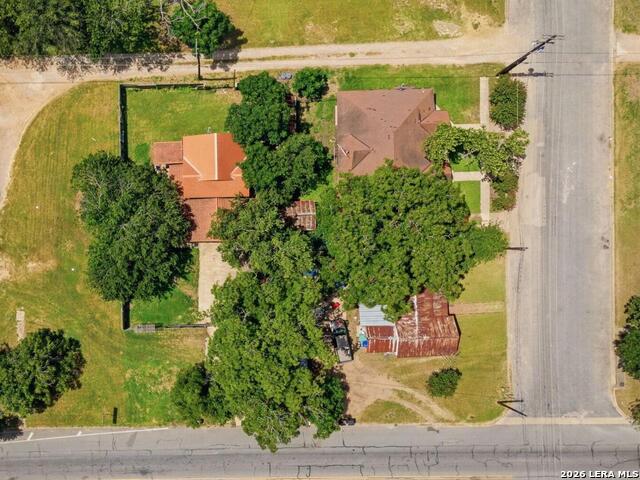 606 E Austin St Property Photo 34