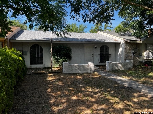 7012 Glen Pass Property Photo 1