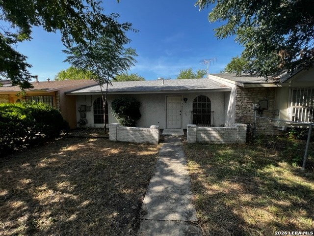 7012 Glen Pass Property Photo 2