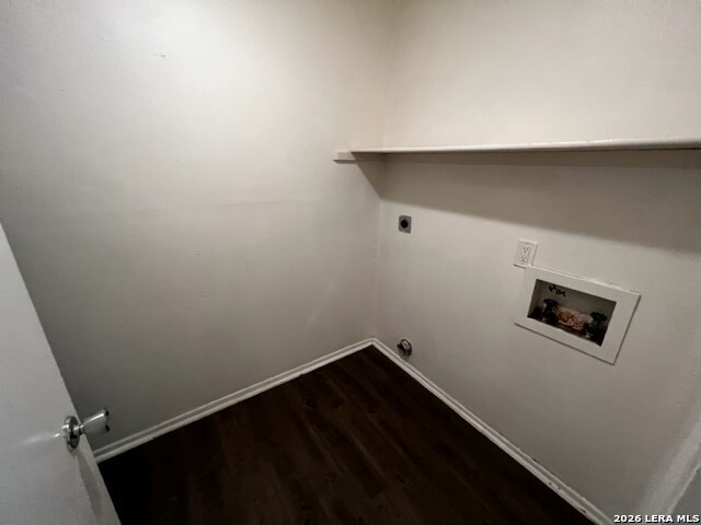7012 Glen Pass Property Photo 5