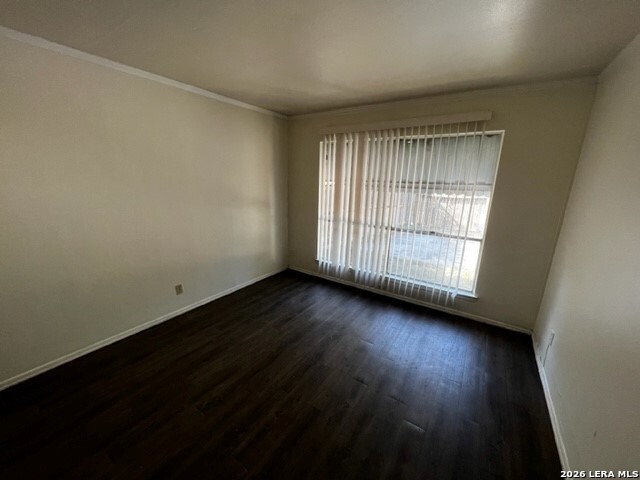 7012 Glen Pass Property Photo 9