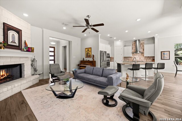 2 Canario Ln Property Photo 5