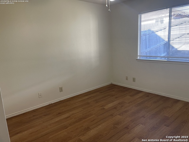 14439 Hereford Property Photo 5