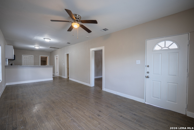 1731 Hays St Property Photo 3