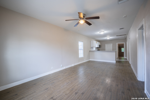 1731 Hays St Property Photo 5