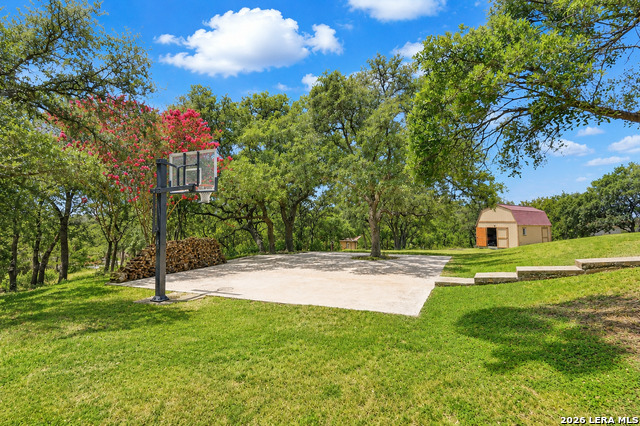 28417 Royal Ascot Dr Property Photo 36