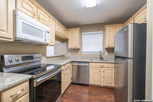 821 Meadow Stone Property Photo 12