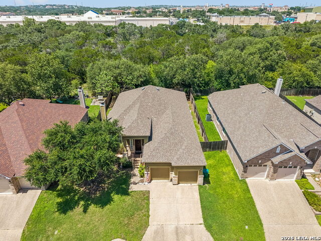 1303 Bluff Forest Property Photo 38