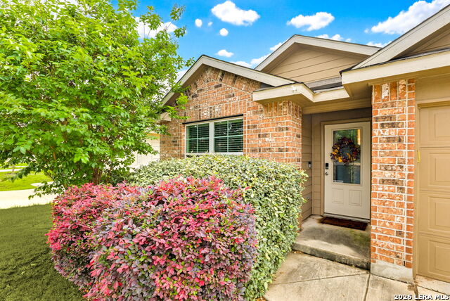 9514 Cord Grass Property Photo 3