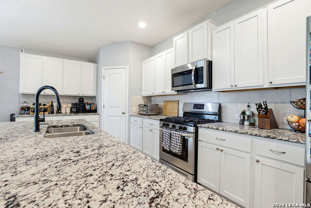 9514 Cord Grass Property Photo 7