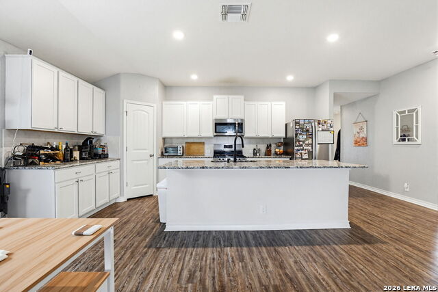 9514 Cord Grass Property Photo 9
