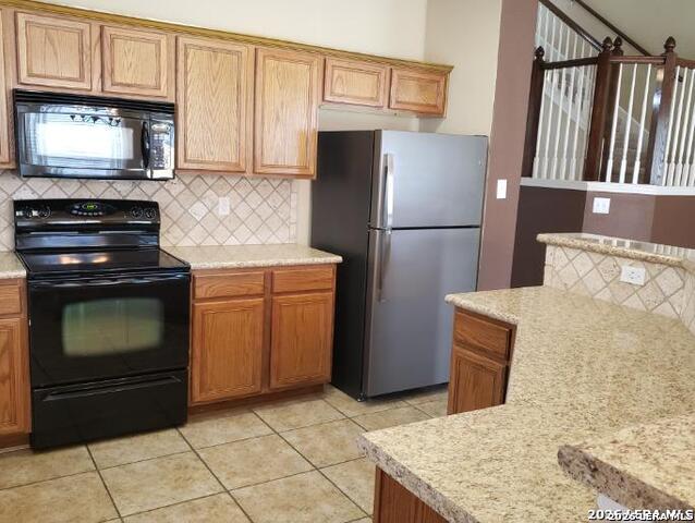 15226 Wingstar Property Photo 6