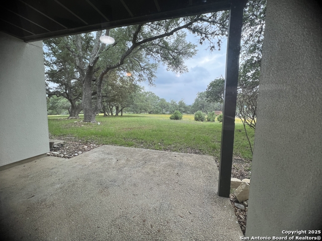 1033 Parkview Dr Property Photo 14