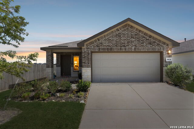 5024 Duck Hook Property Photo 1