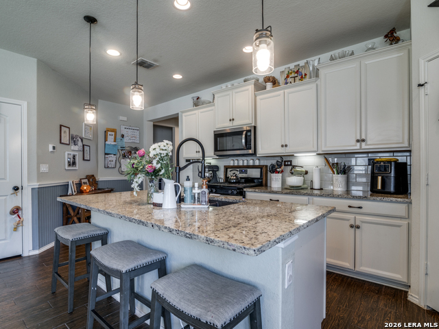 6623 Bowie Property Photo 7