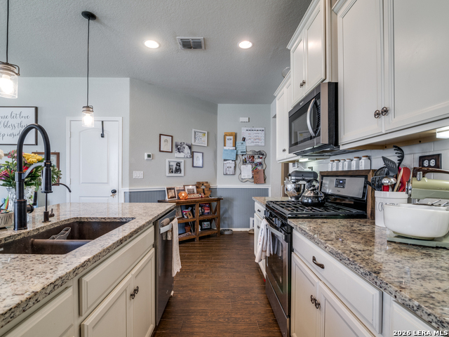 6623 Bowie Property Photo 13