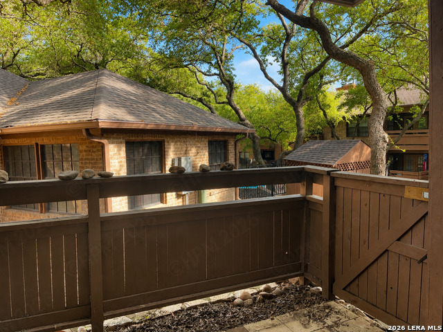 10955 Wurzbach Rd Property Photo 15