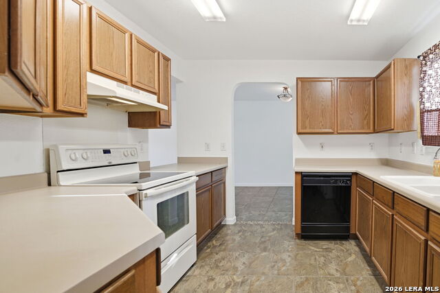 7839 Cortland Oak Property Photo 9