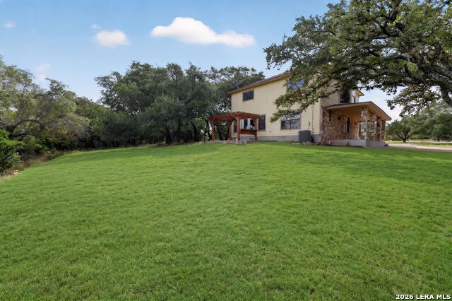 988 Summit Rd Property Photo 1