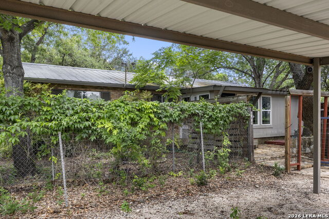 346 Rainbow Dr Property Photo 22