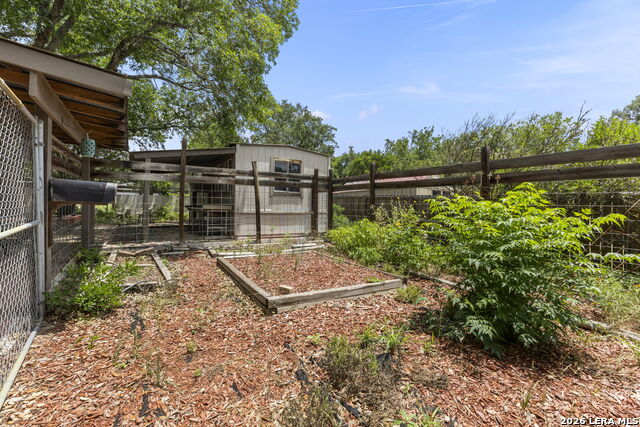 346 Rainbow Dr Property Photo 24