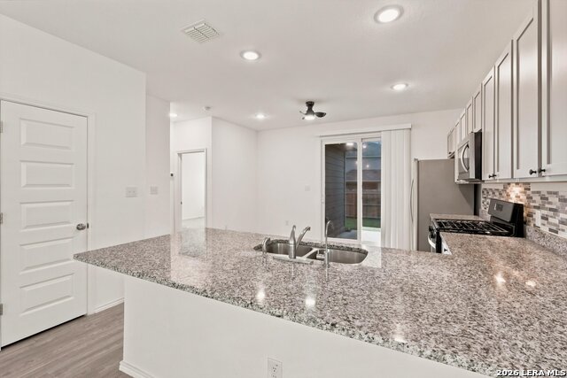 714 Corbin Bnd Property Photo 7