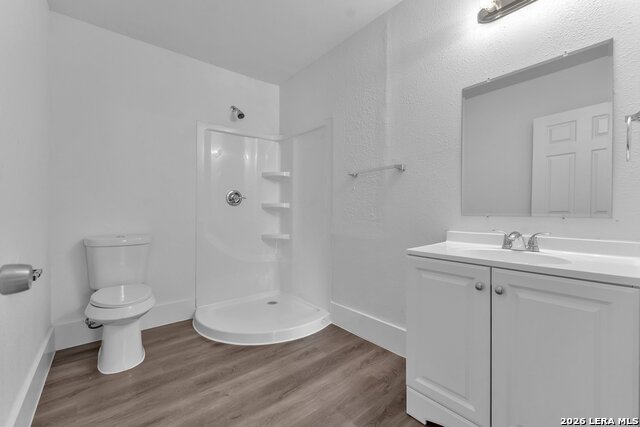 402 Ada St Property Photo 13