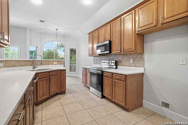 26919 Rustic Brook Property Photo 8
