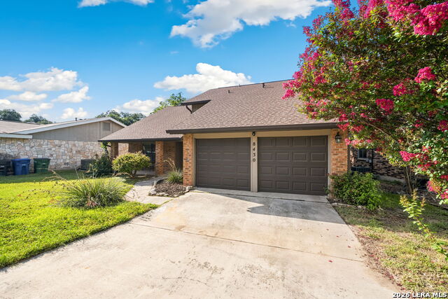 8430 Timber Crest St Property Photo 1