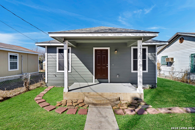 1635 Arbor Pl Property Photo 3
