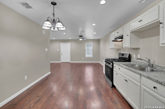 1635 Arbor Pl Property Photo 16
