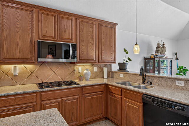 14525 Besinger Way Property Photo 8
