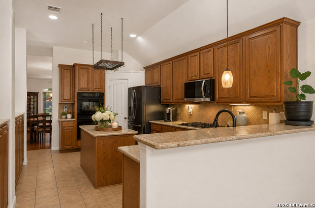 14525 Besinger Way Property Photo 9